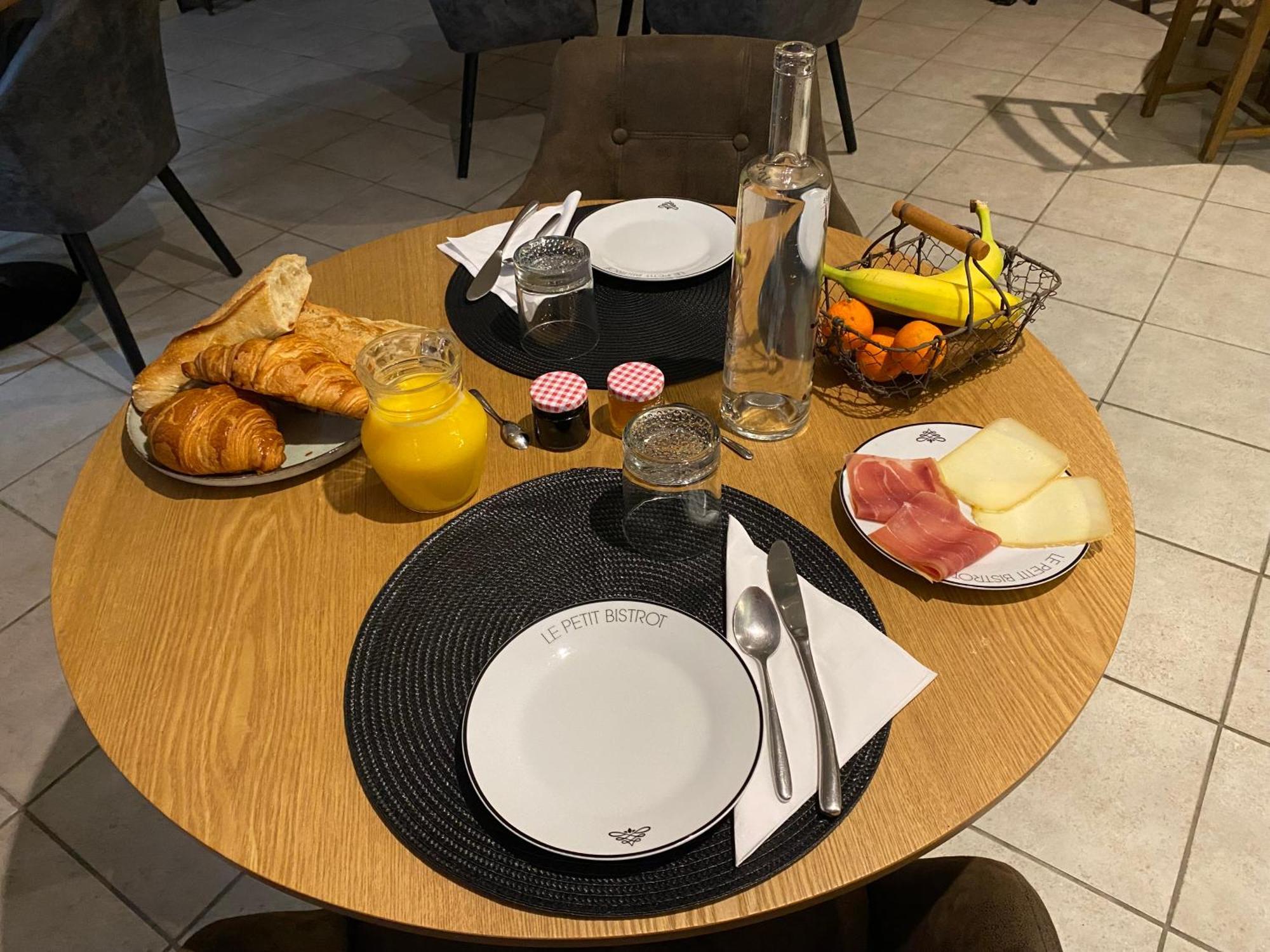 L' Auberge Campagnarde, Lourdes Poueyferré Kültér fotó