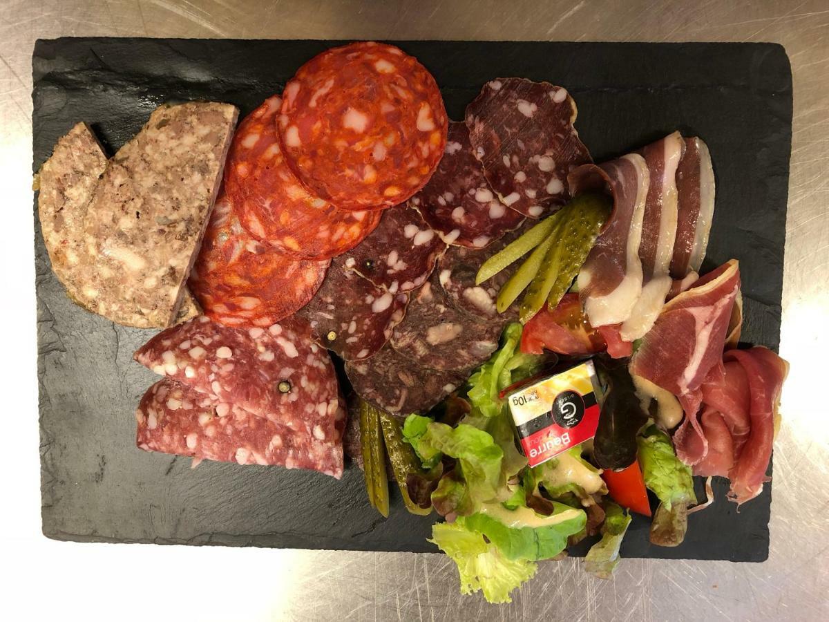 L' Auberge Campagnarde, Lourdes Poueyferré Kültér fotó